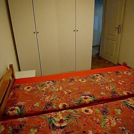 Stan Ledine 65m2 Apartman *