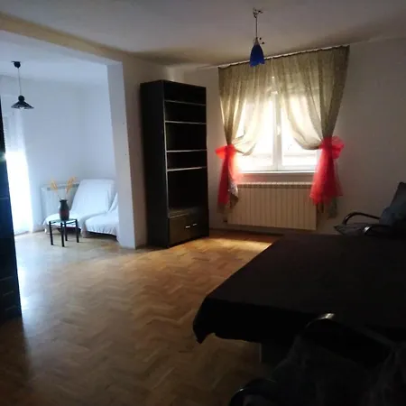 Stan Ledine 65m2 Apartament *